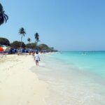 Copia de 1200px-015_Playa_Blanca_Beach_Cartagena_Colombia
